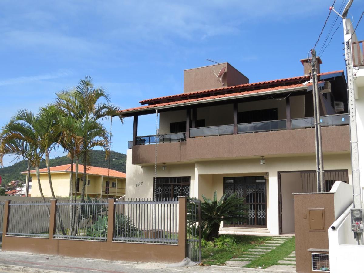 Bombinhas Brasil Residence II Guest House No Centro Esterno foto