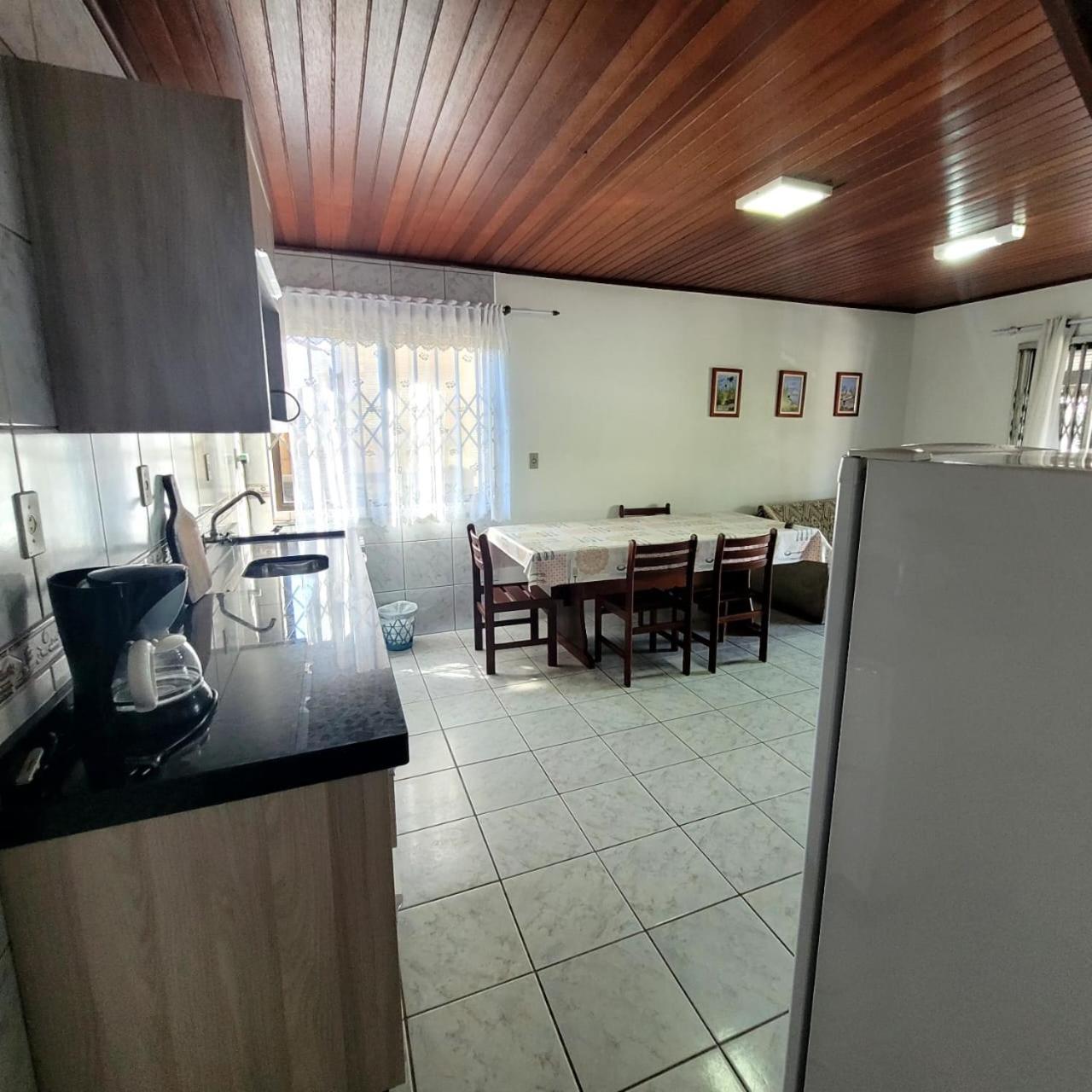 Bombinhas Brasil Residence II Guest House No Centro Esterno foto